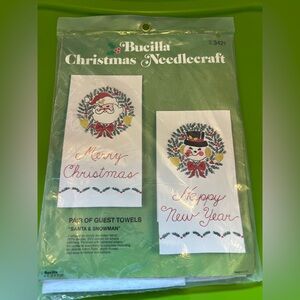 Bucilla Christmas Needlecraft Guest Towels